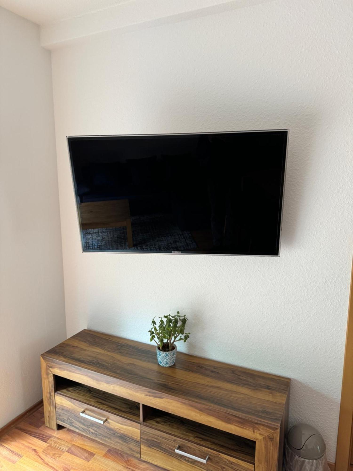Schoene Eg Wohnung Mit Tv, Wlan Und Kueche - Maria Werne Екстериор снимка
